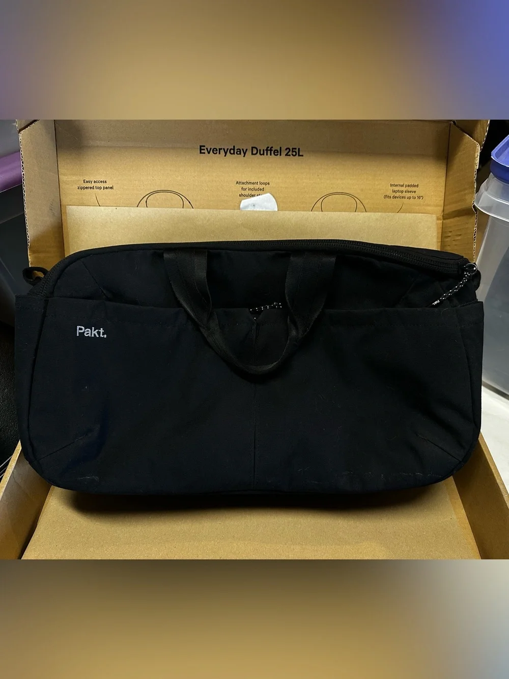 Pakt Everyday Duffel 25L- like new- black